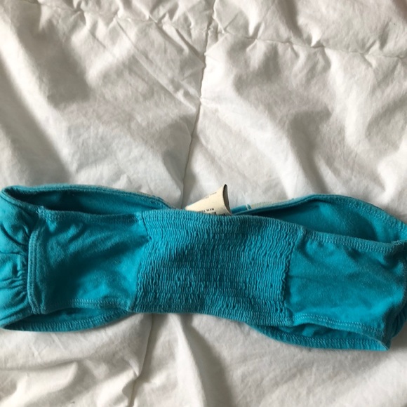 a bikini top - Picture 2 of 2